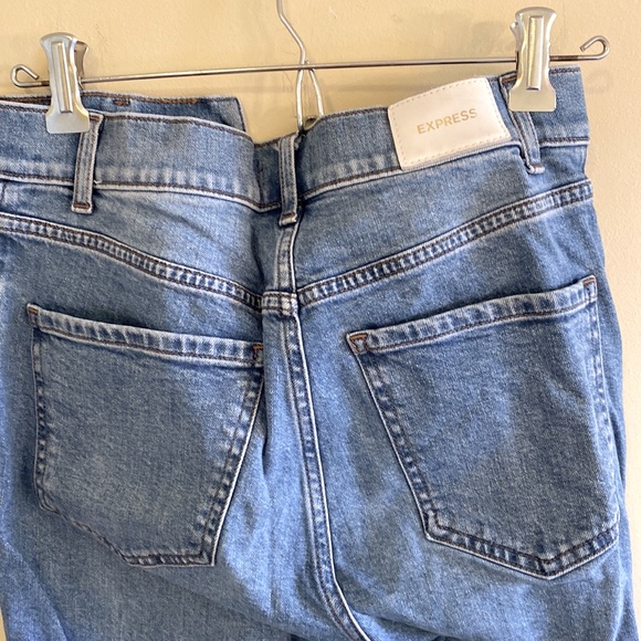 Express 👖🌸 Mom Jean Super High Rise - Picture 4 of 4